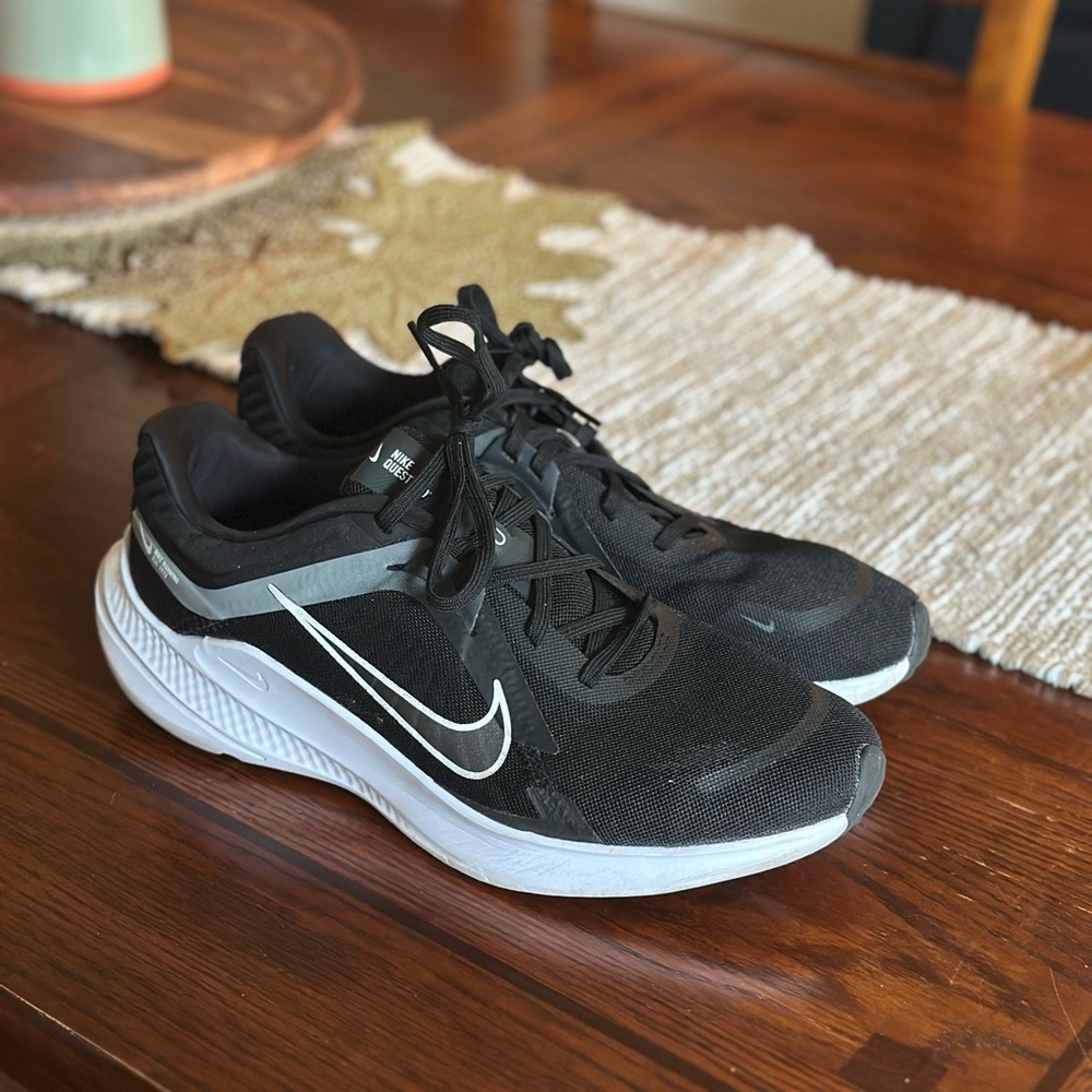 Men’s Nike Black and White Athletic Shoes